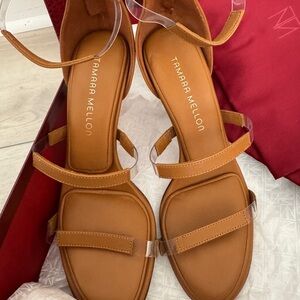 Brand New Pillow top Tamara Mellon Frontline 105 (Honey)